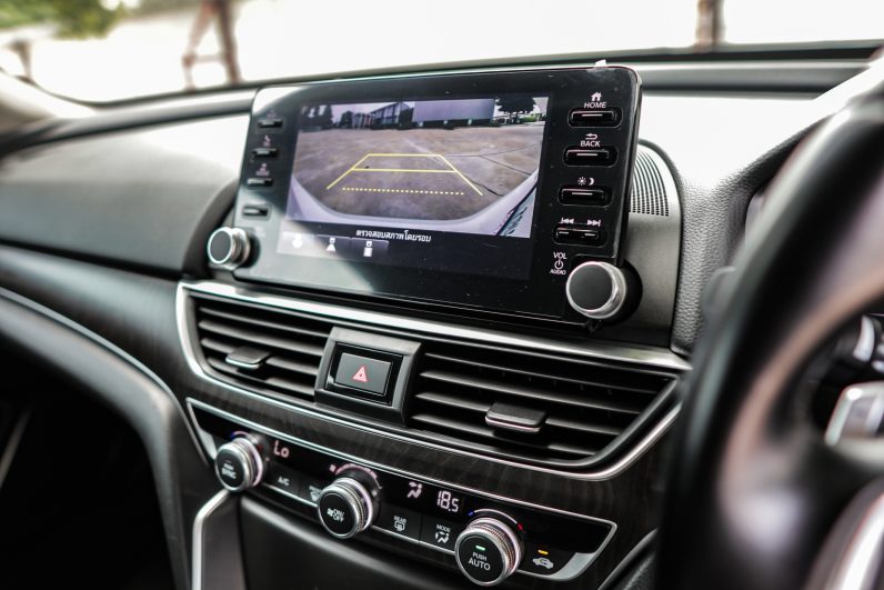 
								Honda Accord 2.0 Hybrid AT ปี 2021 full									