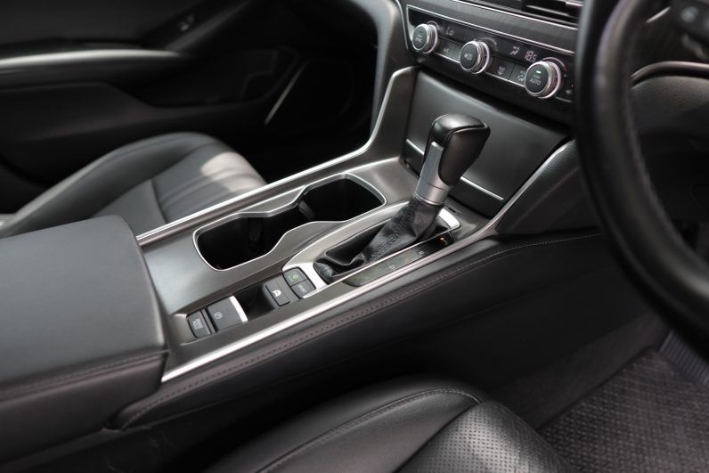 
								Honda Accord 2.0 Hybrid AT ปี 2021 full									