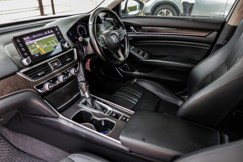 
								Honda Accord 2.0 Hybrid AT ปี 2021 full									