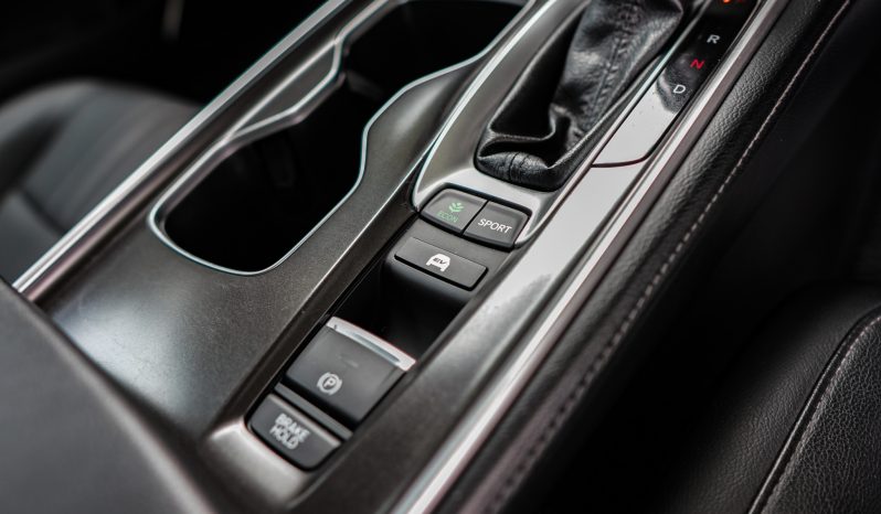 
								Honda Accord 2.0 Hybrid AT ปี 2021 full									