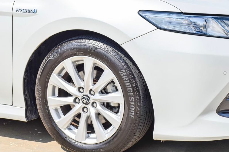 
								TOYOTA CAMRY 2.5 HYBRID PREMIUM 2019 full									