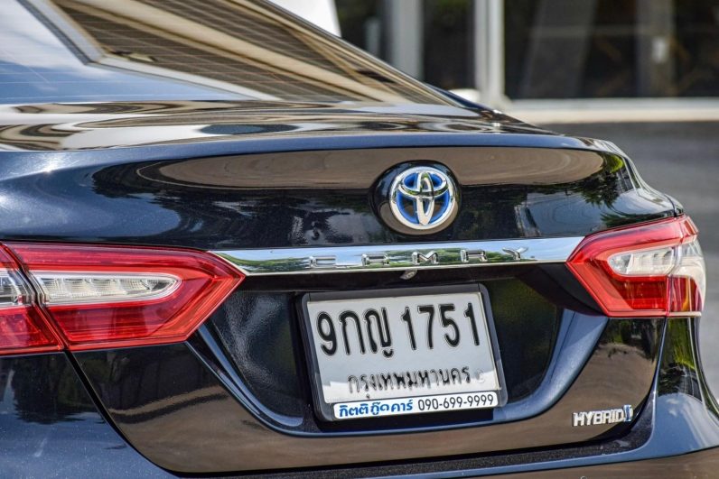 
								TOYOTA CAMRY 2.5 HYBRID PREMIUM 2019 full									