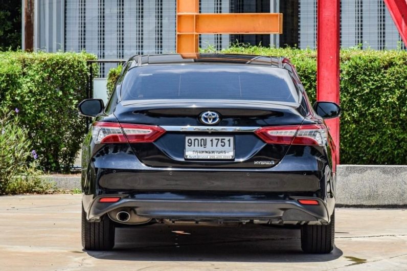 
								TOYOTA CAMRY 2.5 HYBRID PREMIUM 2019 full									