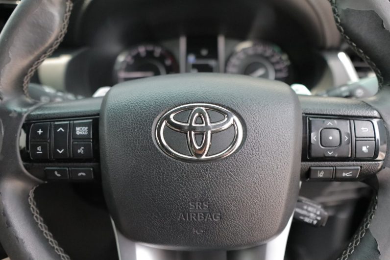 
								TOYOTA FORTUNER 2.8 LEGENDER 4WD 2020 full									